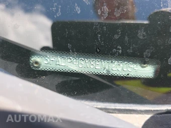 2014 Ford Fiesta ST Hatchback - miniatura 14