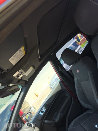 2014 Ford Fiesta ST Hatchback - miniatura 18