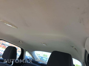 2014 Ford Focus S Sedan - miniatura 11