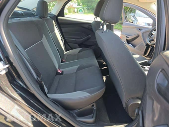 2014 Ford Focus S Sedan - miniatura 16