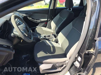 2014 Ford Focus S Sedan - miniatura 6