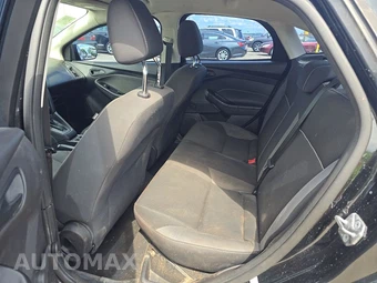 2014 Ford Focus S Sedan – miniatura 13