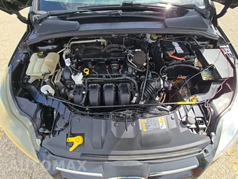 2014 Ford Focus S Sedan – miniatura 15