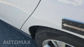 2014 Ford Focus SE Hatchback – miniatura 28
