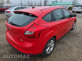 2014 Ford Focus SE Hatchback – miniatura 4