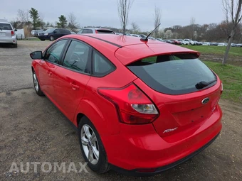 2014 Ford Focus SE Hatchback – miniatura 6