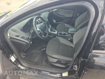 2014 Ford Focus SE Hatchback – miniatura 7