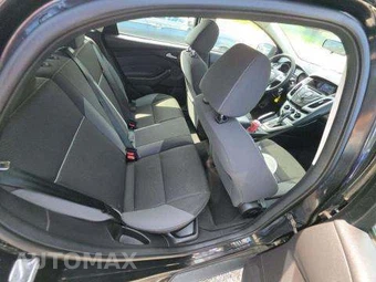 2014 Ford Focus SE Hatchback – miniatura 16