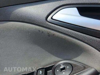 2014 Ford Focus SE Hatchback – miniatura 23