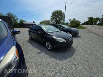 2014 Ford Focus SE Hatchback – miniatura 4