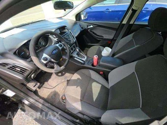 2014 Ford Focus SE Hatchback – miniatura 6