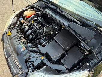 2014 Ford Focus SE Sedan – miniatura 36