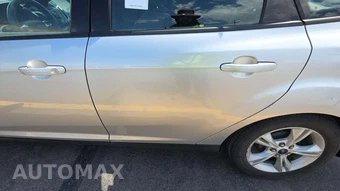 2014 Ford Focus SE Sedan – miniatura 49