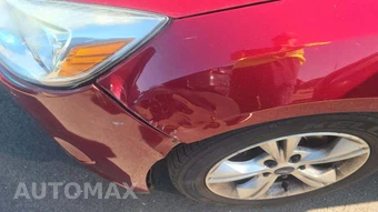 2014 Ford Focus SE Sedan – miniatura 26