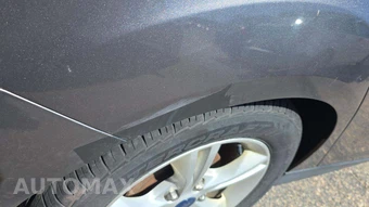 2014 Ford Focus SE Sedan - miniatura 24