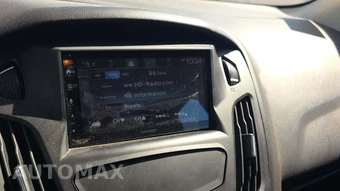 2014 Ford Focus SE Sedan - miniatura 33
