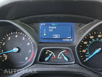2014 Ford Focus SE Sedan – miniatura 12