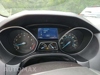2014 Ford Focus SE Sedan - miniatura 6