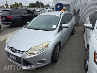 2014 Ford Focus SE Sedan