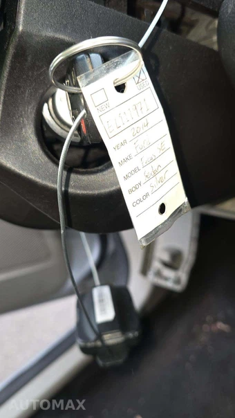 2014 Ford Focus SE Sedan – miniatura 19