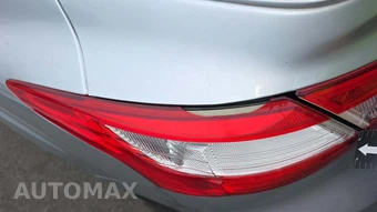 2014 Ford Focus SE Sedan – miniatura 34
