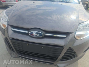 2014 Ford Focus SE Sedan – miniatura 20