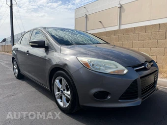 2014 Ford Focus SE Sedan - miniatura 6