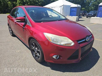 2014 Ford Focus SE Sedan - miniatura 4