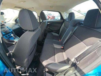2014 Ford Focus SE Sedan - miniatura 13