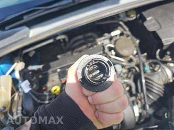 2014 Ford Focus SE Sedan - miniatura 31