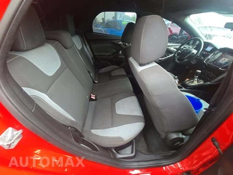 2014 Ford Focus ST Hatchback - miniatura 16