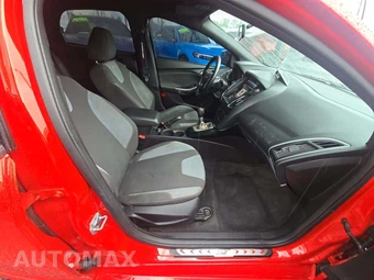 2014 Ford Focus ST Hatchback - miniatura 18