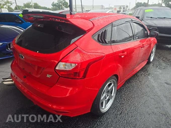 2014 Ford Focus ST Hatchback - miniatura 3