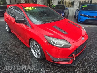 2014 Ford Focus ST Hatchback - miniatura 4
