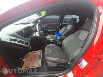 2014 Ford Focus ST Hatchback - miniatura 6