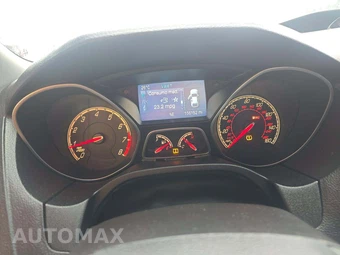 2014 Ford Focus ST Hatchback - miniatura 9