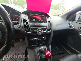 2014 Ford Focus ST Hatchback - miniatura 10