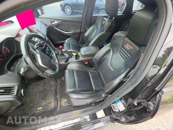 2014 Ford Focus ST Hatchback - miniatura 6