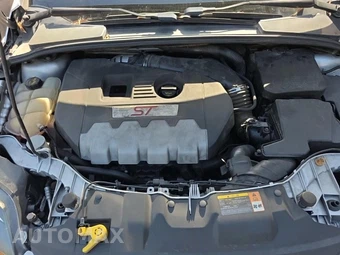 2014 Ford Focus ST Hatchback – miniatura 18