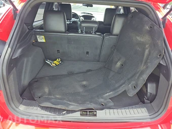 2014 Ford Focus ST Hatchback - miniatura 16
