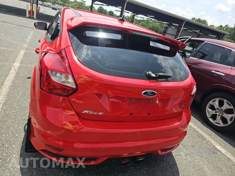 2014 Ford Focus ST Hatchback - miniatura 5
