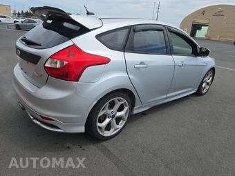 2014 Ford Focus ST Hatchback – miniatura 4