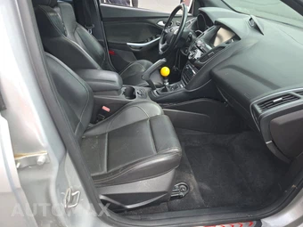 2014 Ford Focus ST Hatchback – miniatura 8