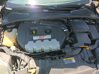 2014 Ford Focus ST Hatchback – miniatura 16