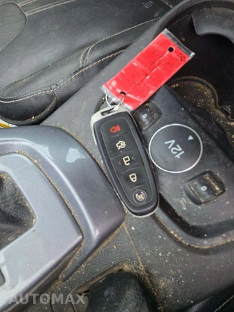 2014 Ford Focus Titanium Sedan – miniatura 5