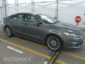 2014 Ford Fusion Hybrid SE – miniatura 3
