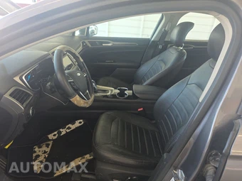 2014 Ford Fusion Hybrid SE – miniatura 7