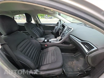 2014 Ford Fusion Hybrid SE - miniatura 8