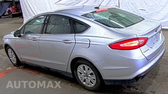 2014 Ford Fusion S – miniatura 6