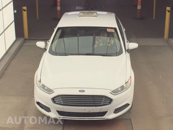 2014 Ford Fusion S – miniatura 2